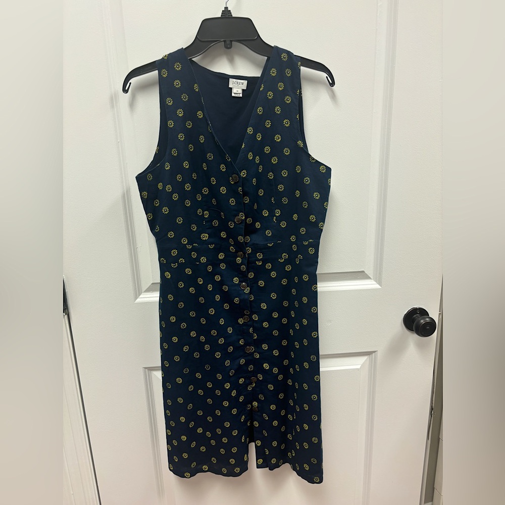 J. Crew Sz10 Sleeveless Linen Button front, A-line fit